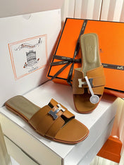 HM 26S ORAN SANDALS IN CARAMEL BROWN CALFSKIN SILVER HARDWARE