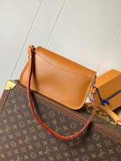 BUCI BAG 24 IN GOLD MIEL BROWN EPI GRAIN COWHIDE