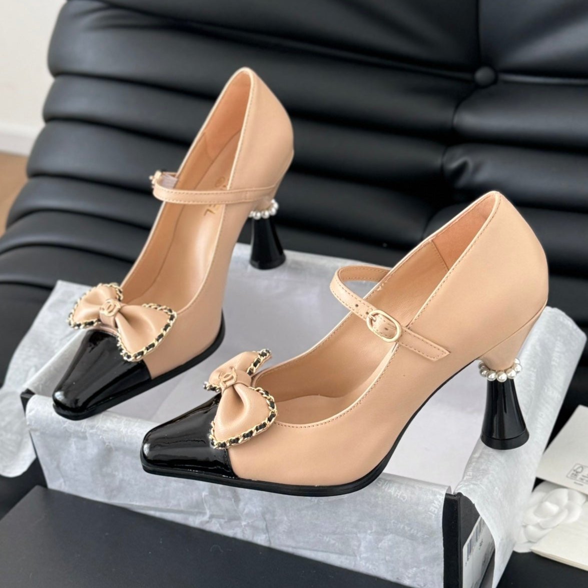 CC POINTED TOE HIGH HEELS IN SEPIA BEIGE MIX BLACK LAMBSKIN GOLD HARDWARE