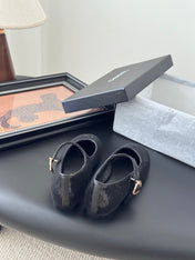 BALLET IN BLACK SEQUINS