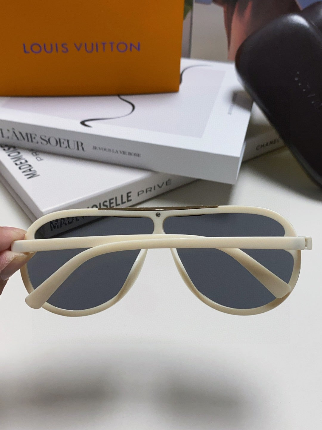 BLACKWOOD SUNGLASSES 567458 IN IVORY ACETATE GOLD METAL