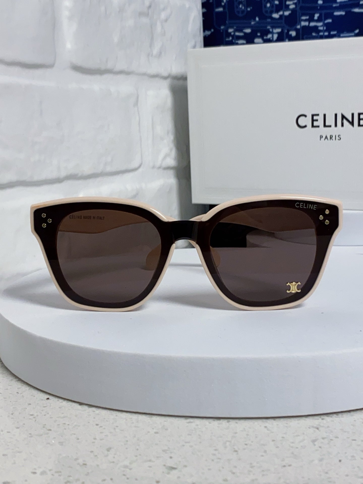 SQUARE SUNGLASS 575841 IN NUDE ACETATE