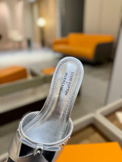 LV X TM 6AM FLAT MULE IN SILVER CALFSKIN