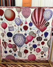 UP AND AWAY 140 CM SQUARE SILK SCARF COLORFUL 400073