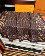 LV SCARF 90 CM IN SILK 730542