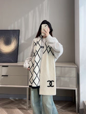 CHANEL 25S SCARF 180 CM IN WOOL CASHMERE 943032
