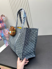 VILLETTE TOTE BAG 46 IN GREY GOYARDINE CANVAS