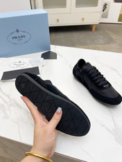 COLLAPSE SNEAKERS IN BLACK SUEDE AND NYLON