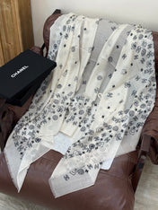 CHANEL 25S SCARF 200 IN CASHMERE 727296
