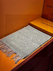 LV SCARF 180 CM IN CASHMERE 730571