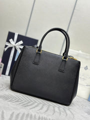 PRADA 25S GALLERIA LARGE BAG 32 IN BLACK CALFSKIN GOLD HARDWARE