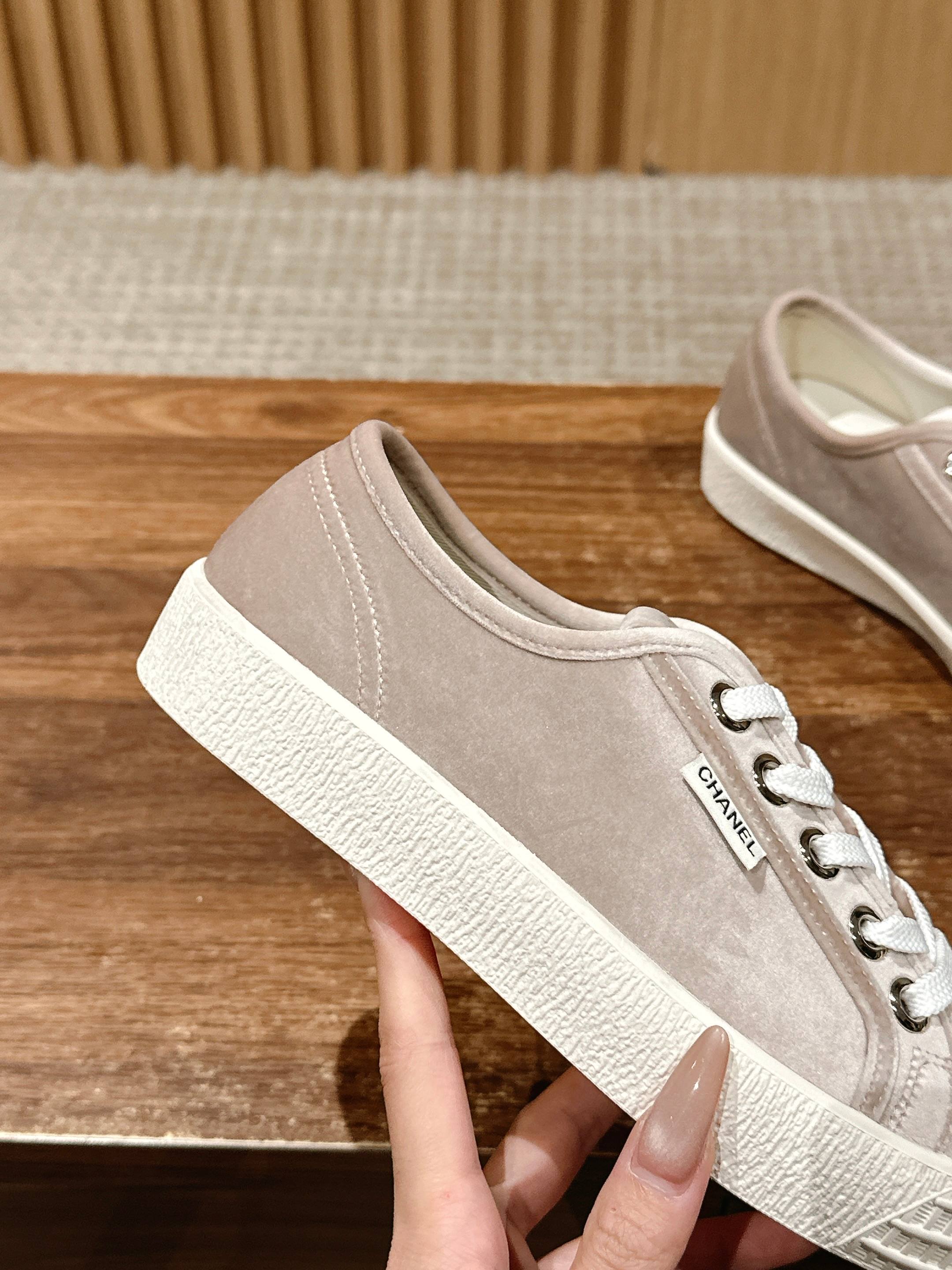 CONVERSE SNEAKER IN KHAKI BROWN VELVET