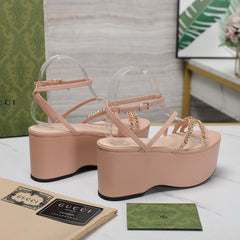 WEDGE PLATFORM IN LIGHT PINK SHEEPSKIN