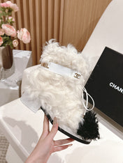 SHORT BOOTS IN WHITE LAMB FUR AND LAMBSKIN 962186