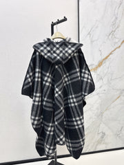 BURBERRY 25S REVERSIBLE CASHMERE CAPE 0046