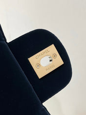 HOBO BAG 32 IN BLACK NYLON WITH GOLD METAL