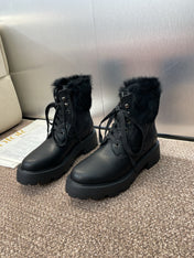 DIOR 25S D-MAJOR ANKLE BOOTS WICKER STYLE 35MM IN BLACK CALFSKIN AND FUR
