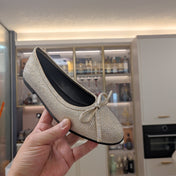 RHINESTONE BALLET FLATS WITH BOW IN BEIGE SHEEPSKIN
