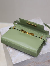 MANHATTAN SMALL 24 IN OLIVE GREEN SMOOTH LAMBSKIN GOLD HARDWARE