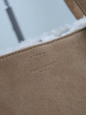 SHOPPING TOTE BAG 38 IN TAN BROWN SUEDE AND WHITE SHEARLING TRIM