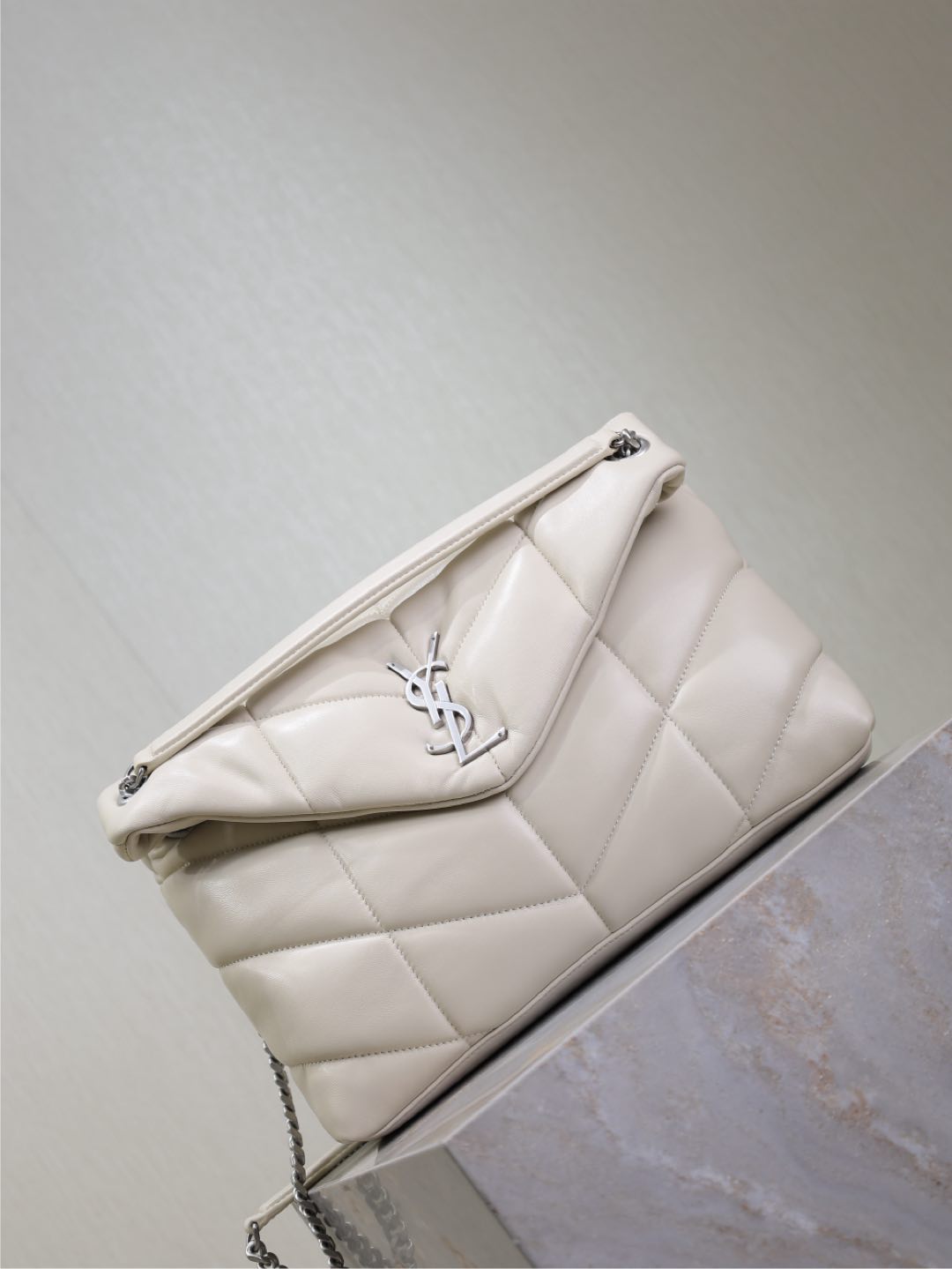 YSL 25S LOULOU PUFFER GM 35 IN SMOKEY TAUPE CALFSKIN SILVER HARDWARE