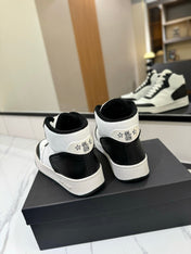 MID-TOP SNEAKERS IN WHITE MIX BLACK PERFORATED LAMBSKIN