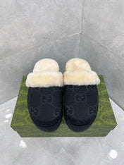 GG MULE IN BLACK MONOGRAM JACQUARD FABRIC AND RABBIT FUR LINING