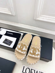 CHANEL 26S SANDALS 35 MM IN BEIGE TWEED