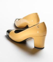 PUMPS YELLOW BLACK PATENT CALFSKIN