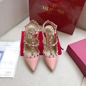ROCKSTUD LIGHT PINK METALLIC CALFSKIN ANKLE STRAP HIGH SANDAL